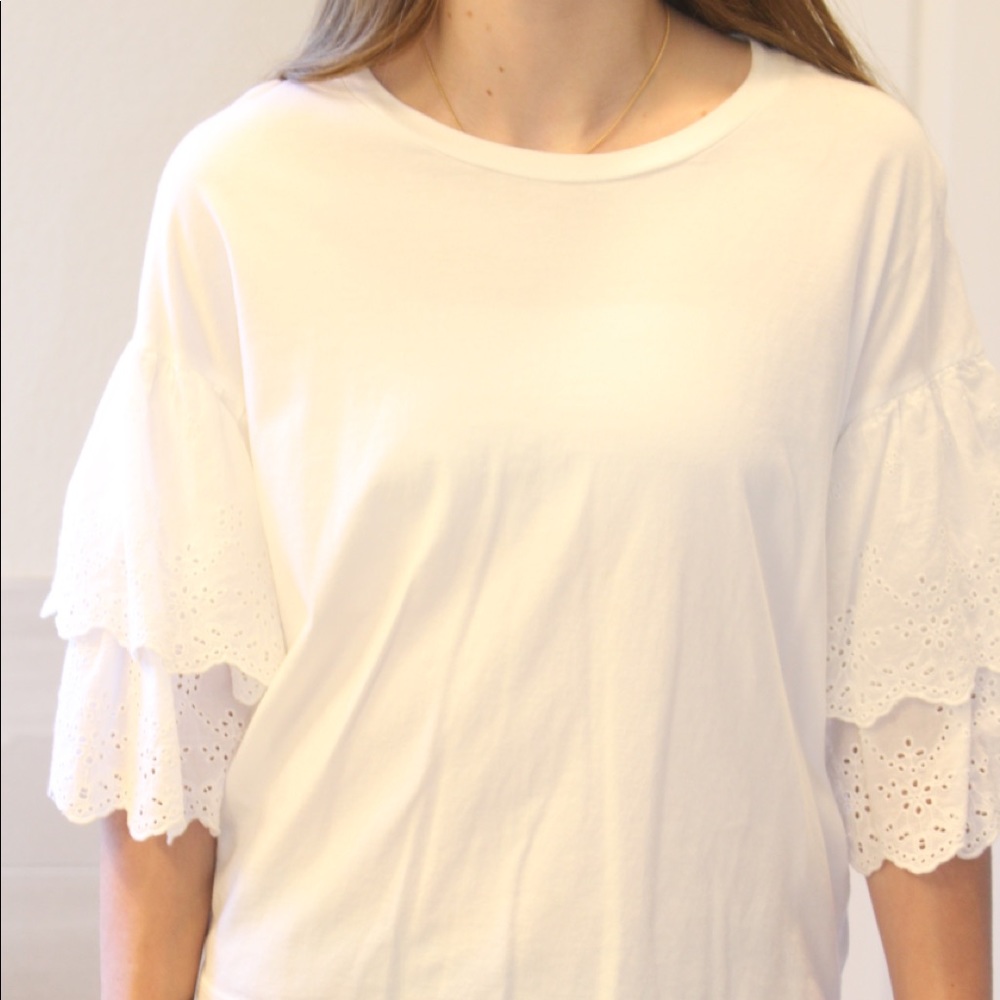 TOPSHOP white shirt with ruffle sleeves